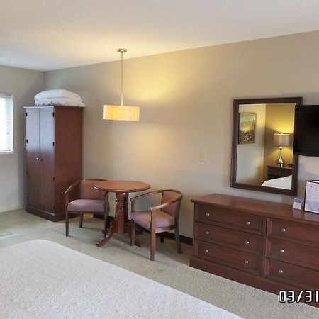 Roosevelt Inn Hyde Park ไฮด์พาร์ค ภายนอก รูปภาพ